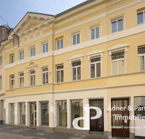 **DENKMALGESCHÜTZTES WOHN-GESCHÄFTSHAUS AM BURGPLATZ BRAUNSCHWEIGS**