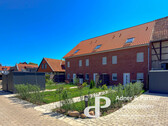 Zuhause mit Vorgarten - 