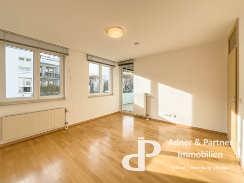 Schlafzimmer mit Balkonzugang - Etagenwohnung mit 69,00 m&sup2; in Braunschweig zur Miete