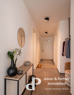 Hinter der Wohnungstür - 