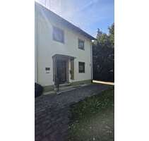 Haus zum Kaufen in Nürtingen 320.000,00 € 87 m²