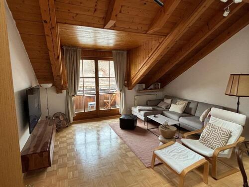 Kinderzimmer - 2 Zimmer Dachgeschoßwohnung zur Miete in Freilassing