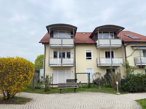 Hausansicht Süd - 4 Zimmer Etagenwohnung zum Kaufen in Freilassing