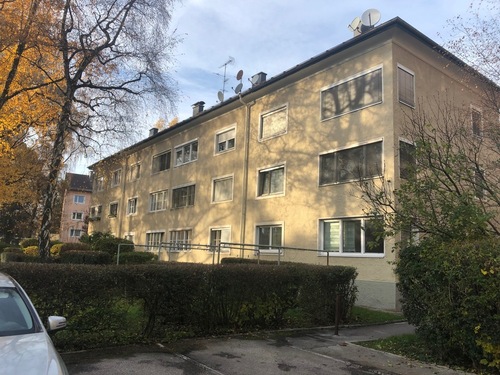 Hausansicht - 3 Zimmer Etagenwohnung zur Miete in Salzburg