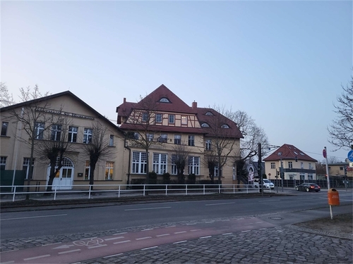 Aussicht - Gegenüber - Wohn- & Geschäftshaus zum Kaufen in Berlin