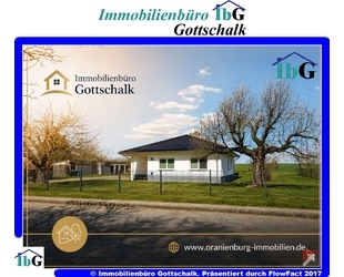 Ländliche Ruhe trifft moderneTechnik- Energiesparender Neubau-Bungalow - Falkenberg
