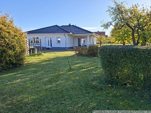 3Hausansicht - Einfamilienhaus mit 129,00 m&sup2; in Falkenberg zum Kaufen
