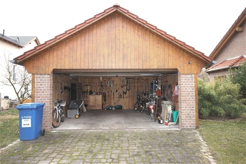 Vorhandene Doppelgarage - Grundstück in Berlin