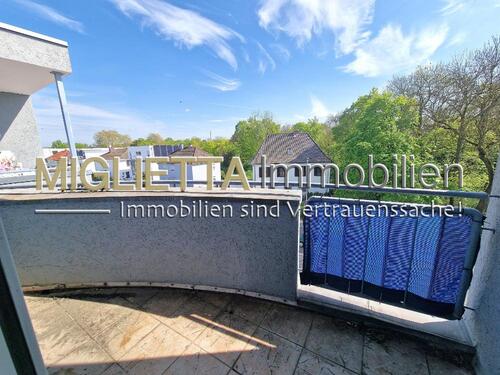 - - Charmante Maisonette mit Parkblick