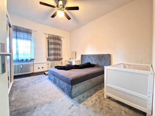 WHG-EG - 11 Zimmer Etagenwohnung in Ludwigshafen