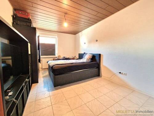 Schlafzimmer 1 OG-L - 