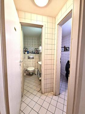 Toiletten UG - 