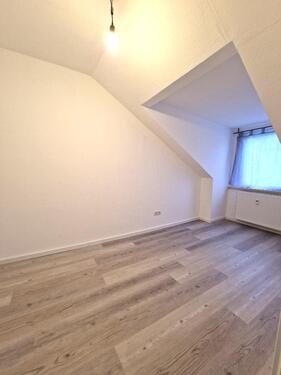 Schlafzimmer DG rechts - 