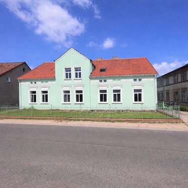 Foto - Haus zum Kaufen in Bad Freienwalde (Oder) Bralitz 124.000,00 € 245 m²