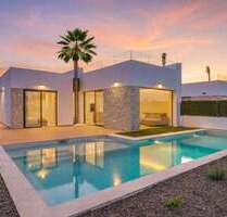 Haus zum Kaufen in Los Alcázares 555.000,00 € 101 m²