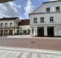 Haus zum Kaufen in Ueckermünde 350.000,00 € 213 m²