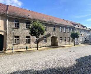 Haus zum Kaufen in Liebenwalde 298.000,00 € 779 m²