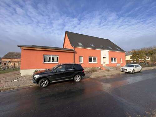 Foto - Haus zum Kaufen in Parsteinsee 419.000,00 € 345 m²