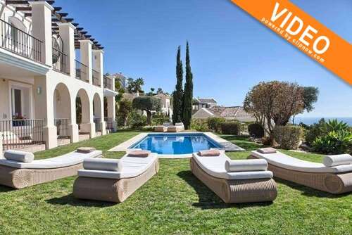 Foto - Haus zum Kaufen in Estepona 1.250.000,00 € 207 m²