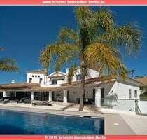 Haus zum Kaufen in Marbella 3.500.000,00 € 694 m²