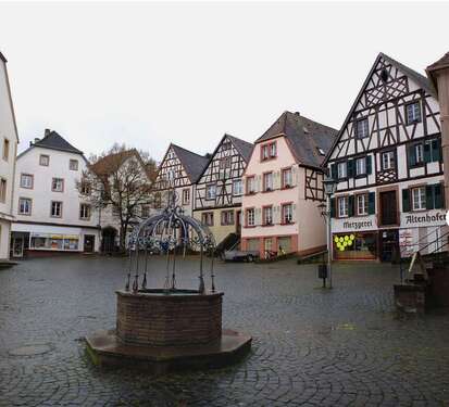 Foto - Haus zum Kaufen in Ottweiler 119.000,00 € 135 m²