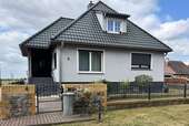 Hausansicht... - 6 Zimmer Einfamilienhaus zum Kaufen in Oberbarnim