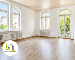 Altbaucharme in Kiel-Gaarden: helle 3-Zimmer-Wohnung mit 2 Balkonen – WG-geeignet