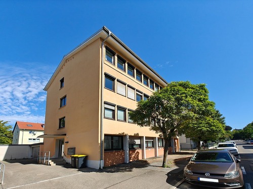 Aussenansicht - Verwaltungsbau mit insgesamt 22 Zimmern in der Innenstadt