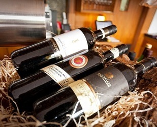 Hotel in Reutlingen - ca.&nbsp; 1.248,98&nbsp;m&sup2; in Reutlingen (PLZ: 72766) Mittelstadt