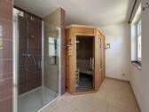 Sauna und Dusche - 
