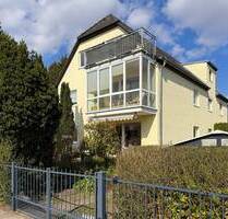 Fast wie im Einfamilienhaus: sonnige Wohnung mit eigenem Garten in U-Bahnnähe - Berlin / Rudow