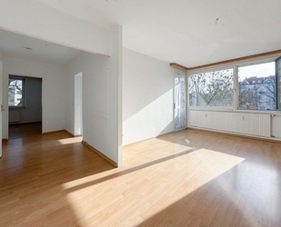 Helle 2-Zimmer-Wohnung mit Balkon und Blick auf den Fürstenplatz - Westend inkl. TG-Stellplatz - Berlin