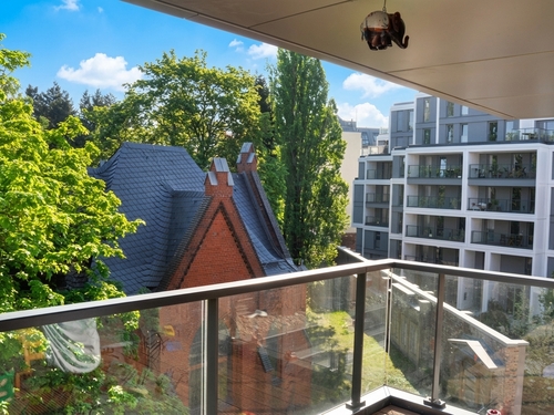 Balkonblick zum Friedhof - 