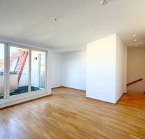 Dachgeschoss-Maisonette - hell, ruhig mit Balkon, Terrasse und Aufzug - Berlin Prenzlauer Berg