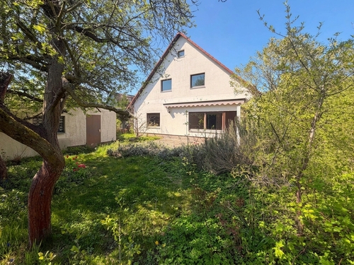 Haus - 4 Zimmer Einfamilienhaus zum Kaufen in Berlin