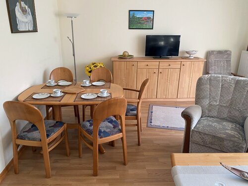 Wohnzimmer.Bild1 - Erdgeschoßwohnung mit 84,00 m&sup2; in Hesel-Neukamperfehn zum Kaufen