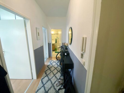 Flur/Diele - 1 Zimmer Etagenwohnung zum Kaufen in Berlin