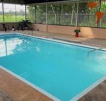 COSTA-RICA: Haus mit Gästehaus, Indoor-pool, 2,044 m2 Garten, nahe dem Meer bei Playa Bandera - Costa Rica