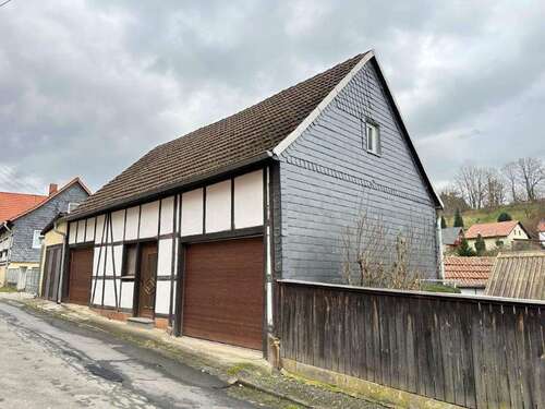Ansicht - Scheune mit Doppelgarage und Schlachthaus in Niederkrossen
