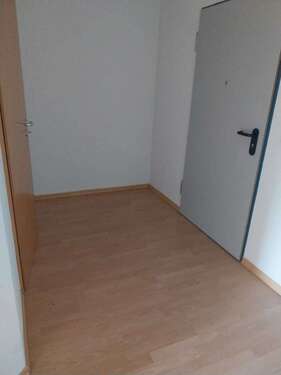 Flur (2) - 