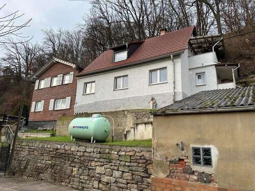 Ansicht - Saniertes ländlich gelegenes Einfamilienhaus in Niederkrossen
