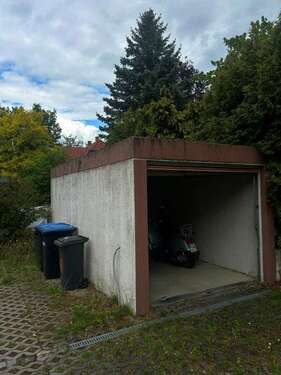Garage - 