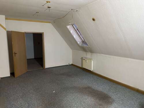 IMG_6037 - 3 Zimmer Dachgeschoßwohnung in Unterwellenborn