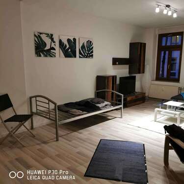 Wohnzi mit Zusatzbett (2) - 3 Zimmer 3- Zimmerwohnung zur Miete in Gera