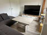 Wohnzimmer (2) - 2 Zimmer Dachgeschoßwohnung zur Miete in Pößneck