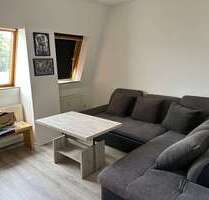 kleine gemütliche DG- Wohnung - 430,00&nbsp;EUR Kaltmiete, ca.&nbsp; 43,00&nbsp;m&sup2;&nbsp;Wohnfl&auml;che in Pößneck (PLZ: 07381)