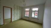 Schlafzimmer - gepflegte 5 Zi.-Wohnung mit tollem Gemeinschaftsgarten