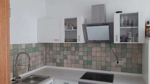 1.OG li Küche (2) - geräumige 2 Zi.-Wohnung mit EBK und Gartennutzung