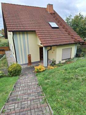 Ansicht Haus 2 - 7 Zimmer Doppelhaushälfte zum Kaufen in Pößneck