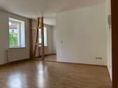 Wohnzimmer - 1 Zimmer Erdgeschoßwohnung in Kaulsdorf